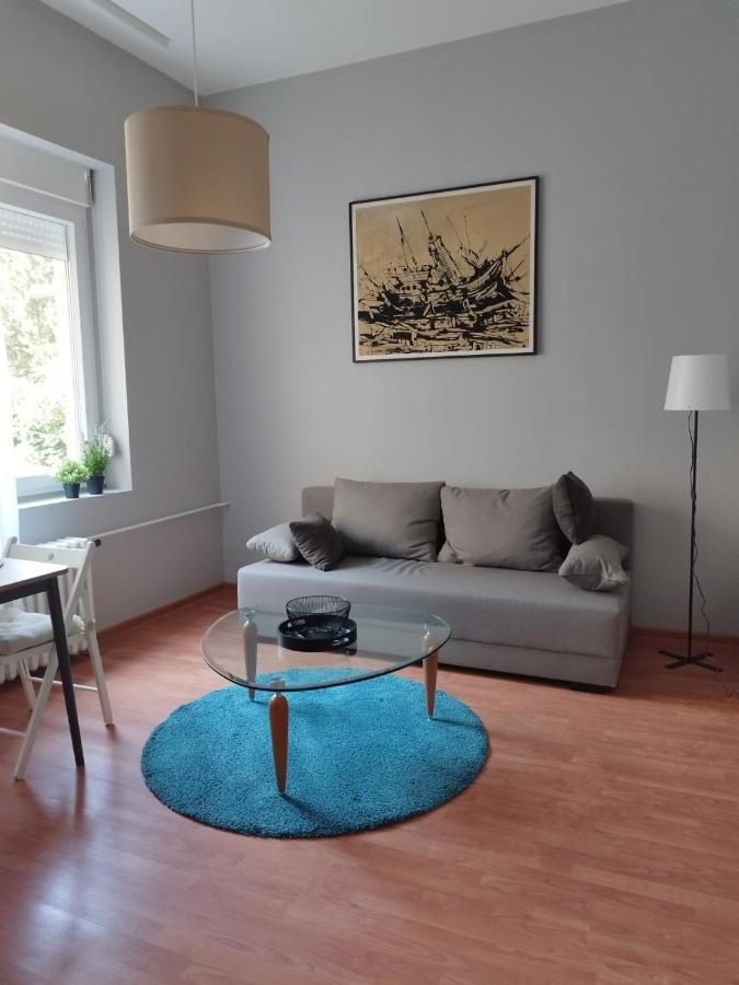 Eva Apartment โนวีซาด ภายนอก รูปภาพ